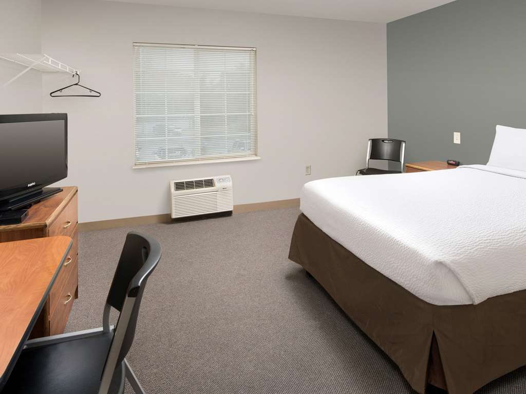 Extended Stay America Select Suites - Wichita - South Room photo