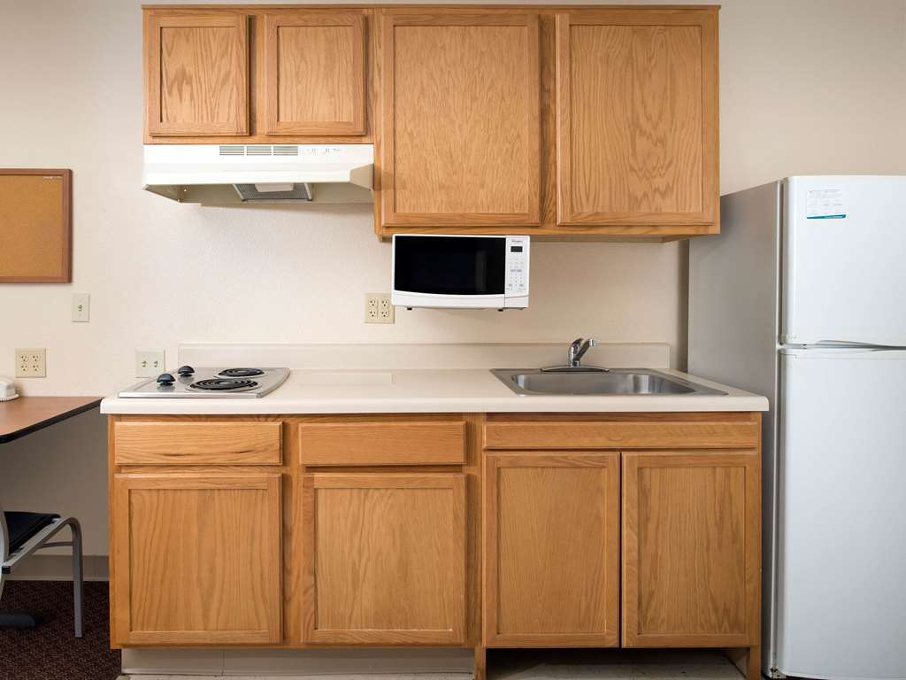 Extended Stay America Select Suites - Wichita - South Room photo