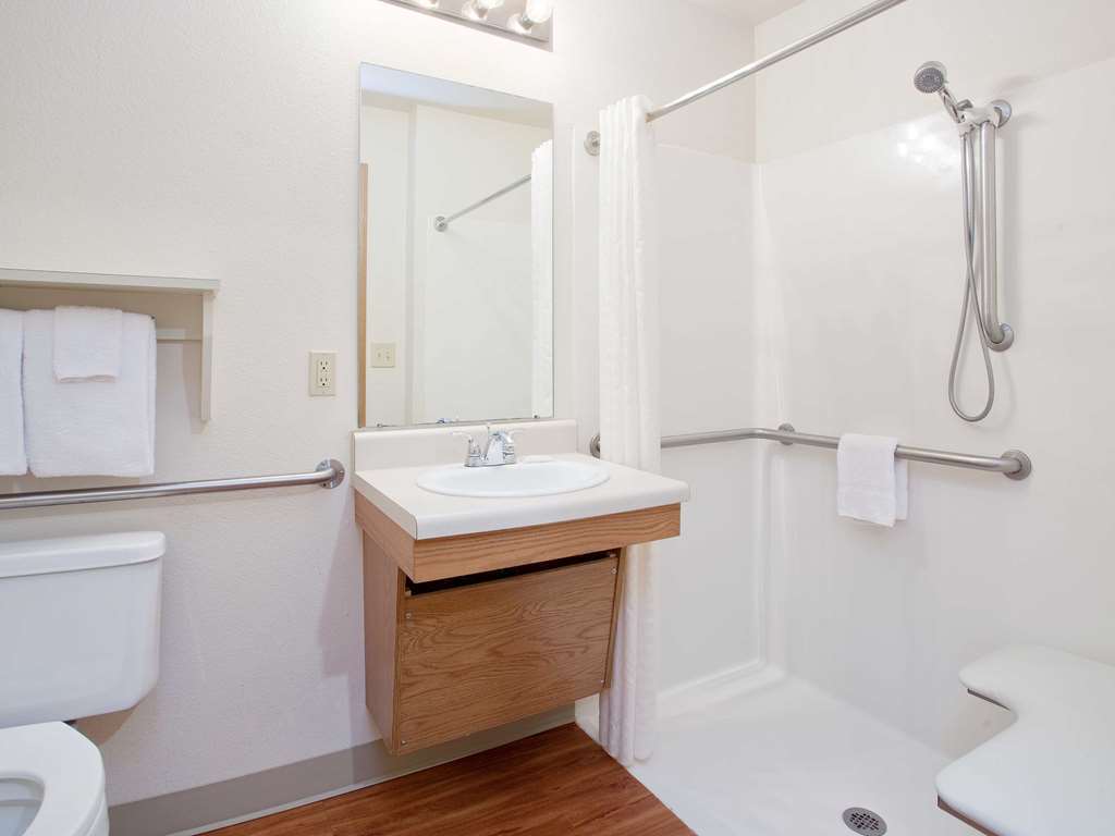 Extended Stay America Select Suites - Wichita - South Room photo