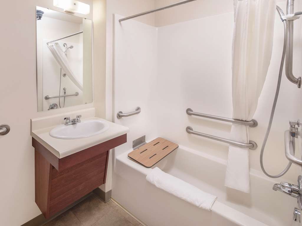 Extended Stay America Select Suites - Wichita - South Room photo